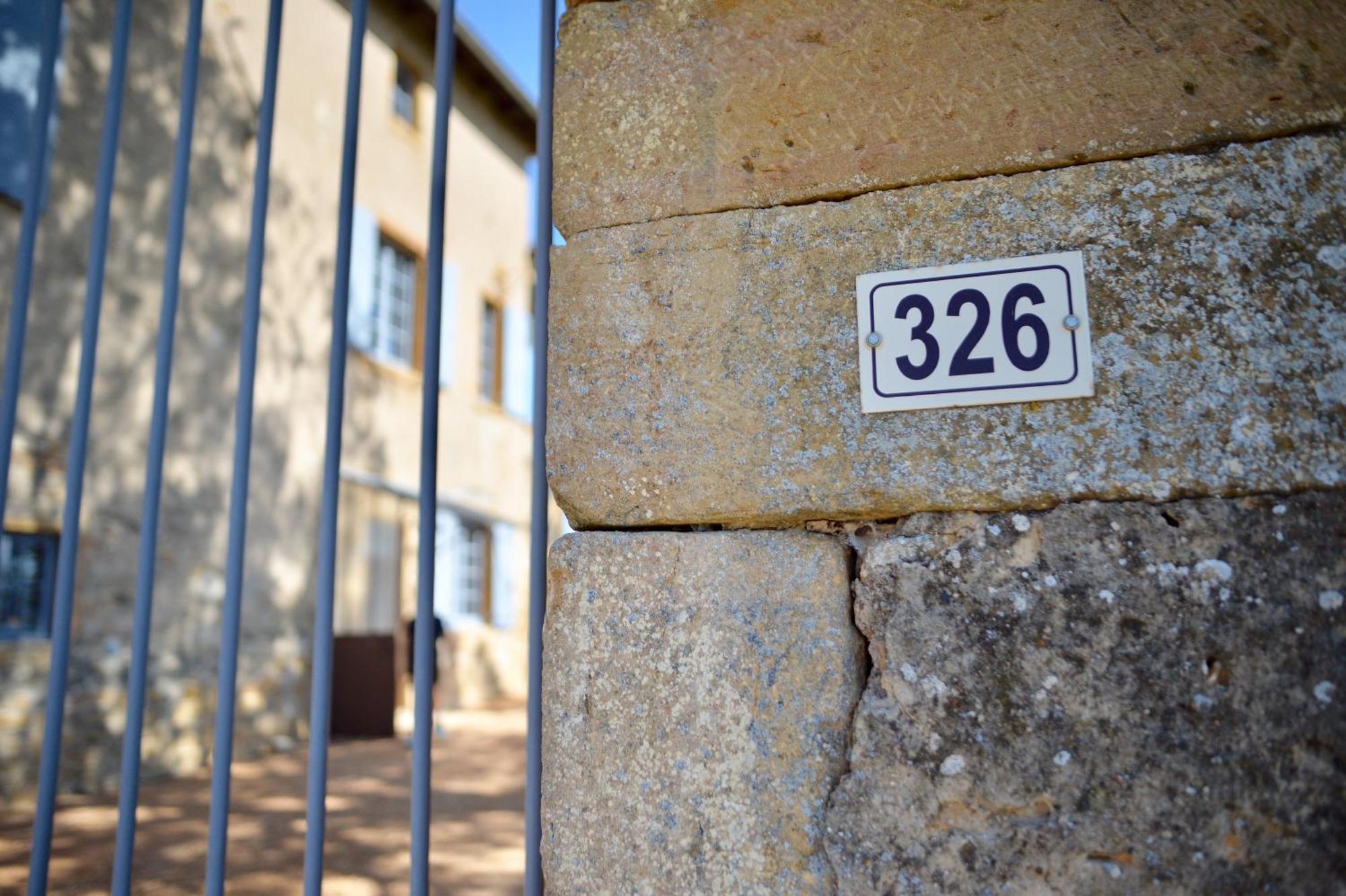 Hotel Le Clos Zelie Pouilly-le-Monial Exterior foto